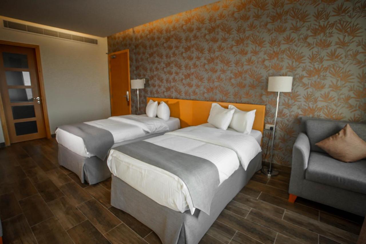 Sama Muscat Hotel Al Khawd Ngoại thất bức ảnh