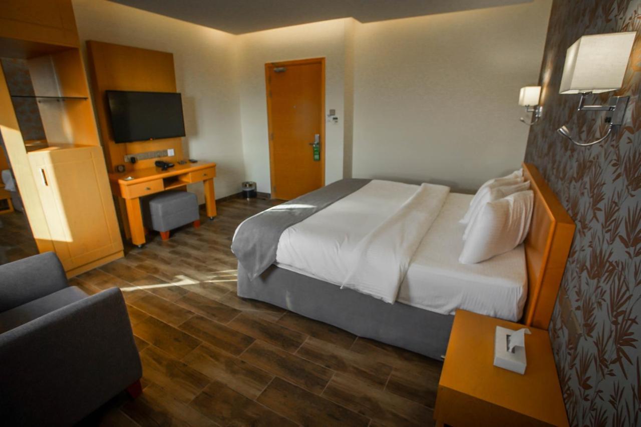 Sama Muscat Hotel Al Khawd Ngoại thất bức ảnh